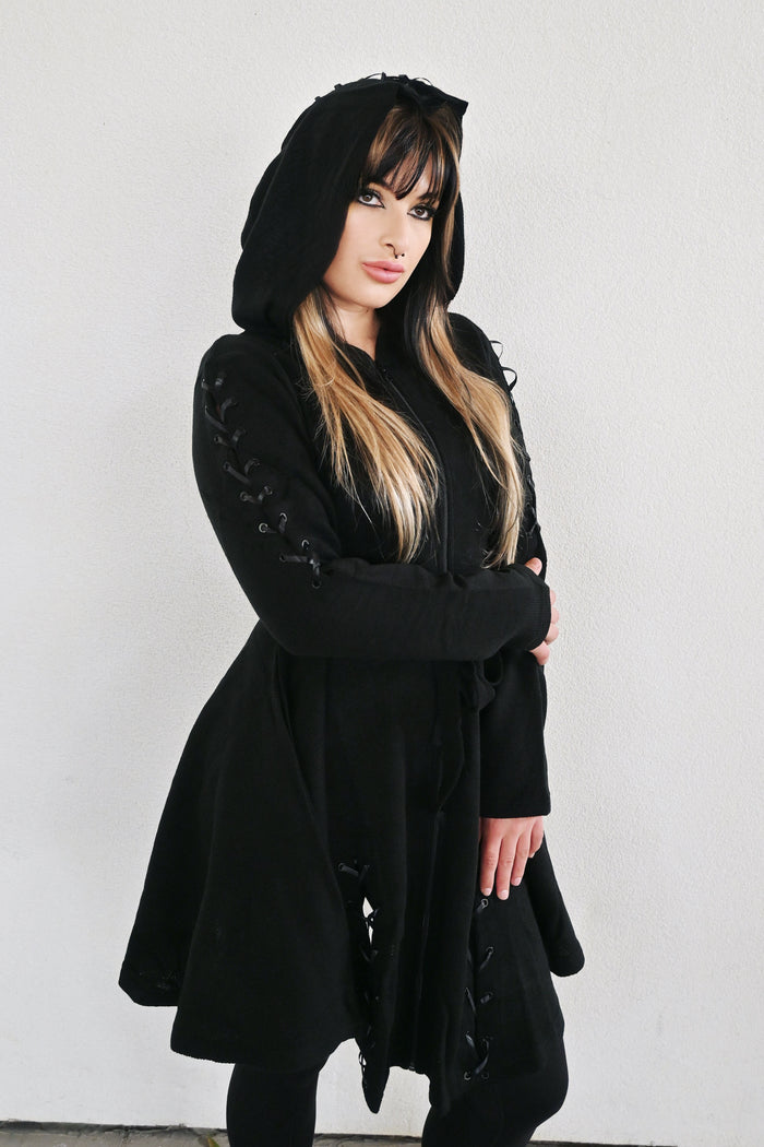 Fialka Cardigan