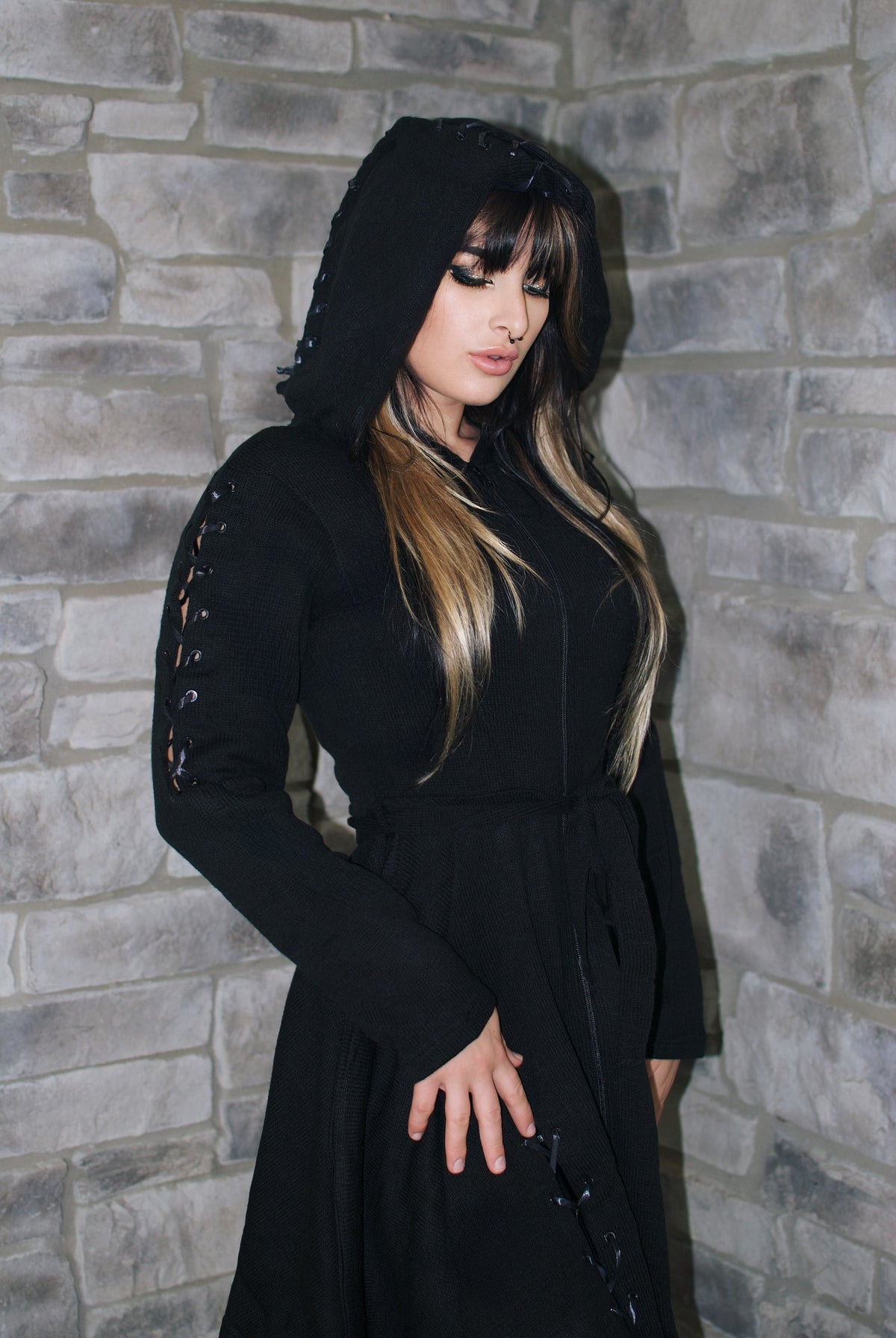 Fialka Cardigan