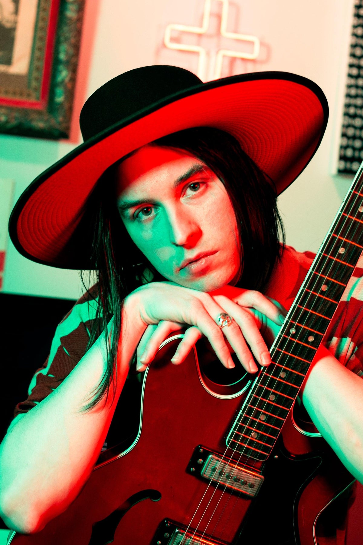 Premium 100% wool Dracula Flat Top Hat by KATAKOMB with wide black crown and red brim, combining gothic elegance with modern edgy streetwear aesthetics.